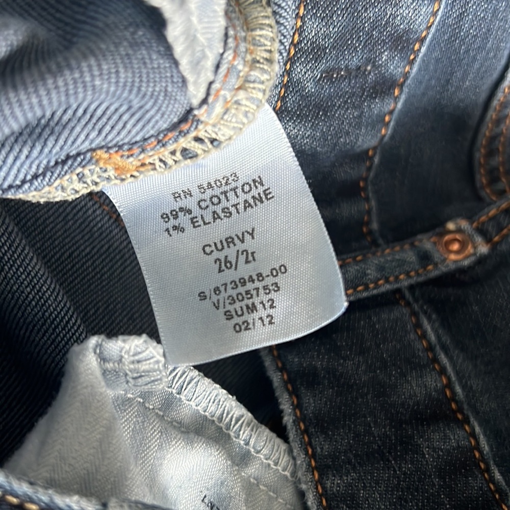 GAP Curvy Jeans - Picture 3 of 5